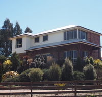 Country Meets Town - Accommodation Mount Tamborine