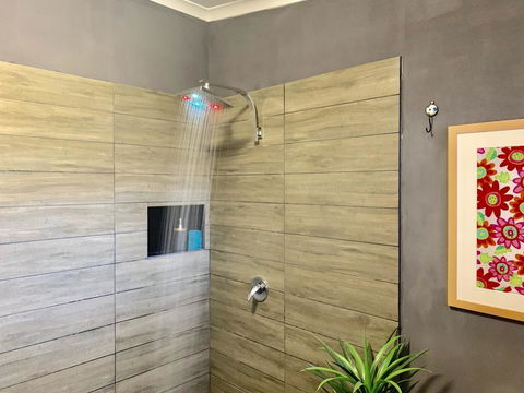 Couples Private Spa Retreat - Accommodation Mount Tamborine 1