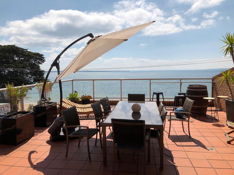 Cowes Beachfront Retreat - Accommodation Mount Tamborine 1