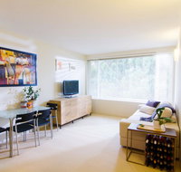 Cozy One Bedroom Apartment in Waverton - Accommodation Mount Tamborine