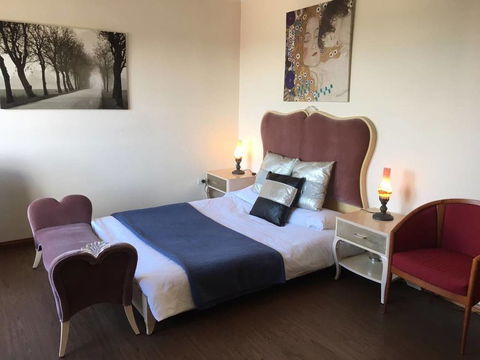 CozyStudioUnit In BeverlyHills (Train Accessible) - Accommodation Mount Tamborine 0