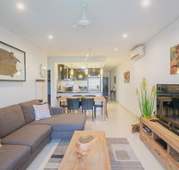 Crocs on Cavenagh - Accommodation Mount Tamborine