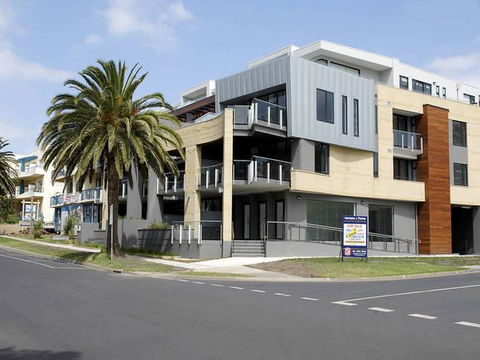 Cscape Beachfront Apartments - Accommodation Mount Tamborine 0