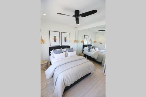 D'Luxe Designer Den Bondi-Ocean View Apartment - Accommodation Mount Tamborine 2
