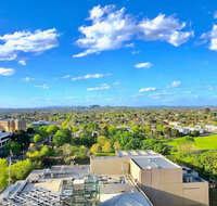 Deluxe  Central Park  4B2B APT  BoxHill  Panorama