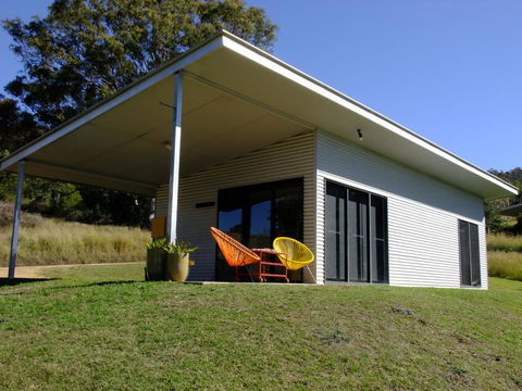 Deshons Retreat - Accommodation Mount Tamborine 2