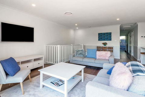 DESIGNER HOLIDAY BEACH PAD // 4 BED // COPA - Accommodation Mount Tamborine 2