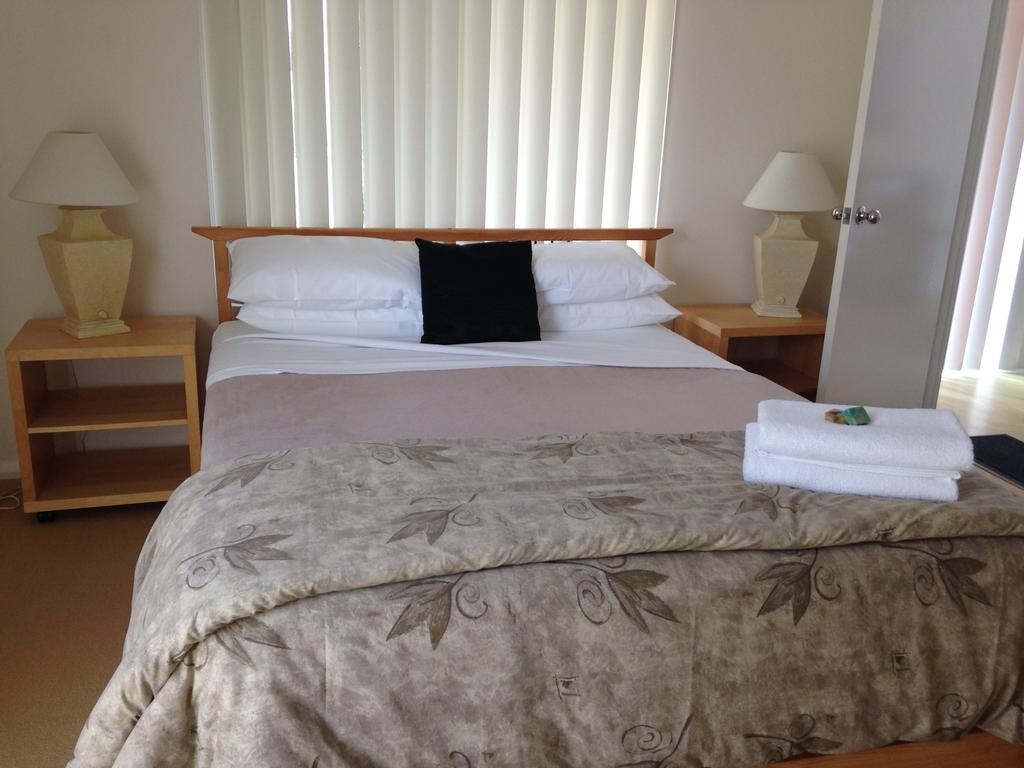 Collingwood Park WA Accommodation Mount Tamborine