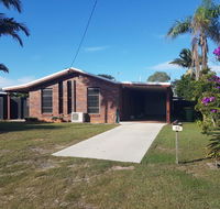 Dog Friendly Holiday House At Red Beach - Accommodation Mount Tamborine