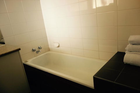 Dorset Gardens Hotel - Accommodation Mount Tamborine 2