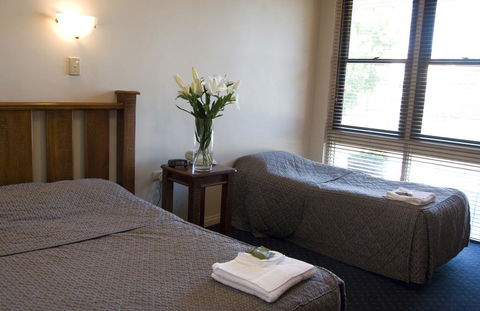 Dorset Gardens Hotel - Accommodation Mount Tamborine 0