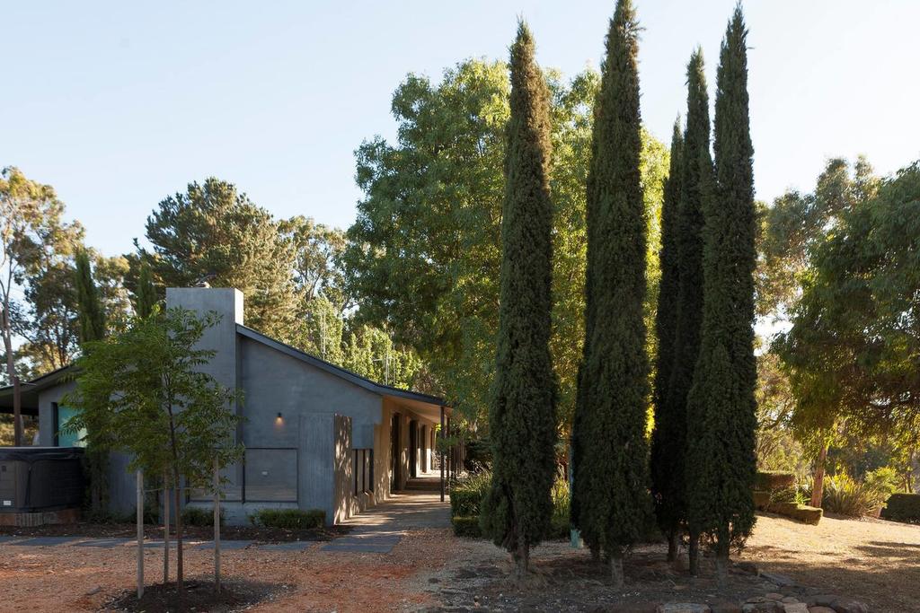 Lauriston VIC Accommodation Mount Tamborine