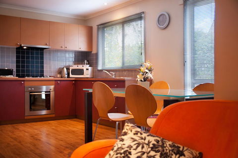 Eastern View Villa - Accommodation Mount Tamborine 1
