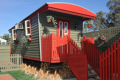 Echuca Gardens - Accommodation Mount Tamborine 0