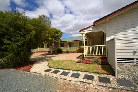 Echuca Holiday Units - Accommodation Mount Tamborine 0