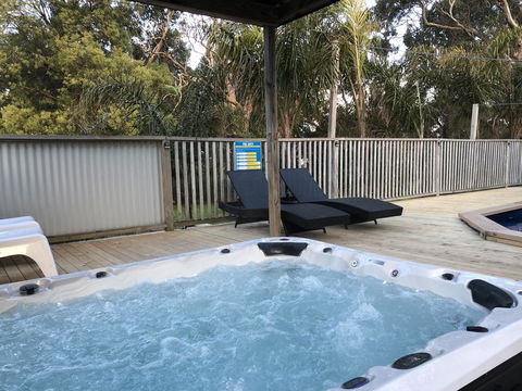 Elk Estate - Accommodation Mount Tamborine 1
