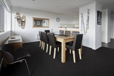 Elkhorn 7 - Accommodation Mount Tamborine 2