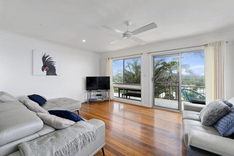 Emerald Views - Accommodation Mount Tamborine 1