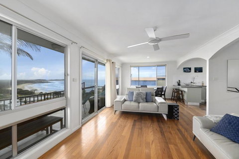 Emerald Views - Accommodation Mount Tamborine 2