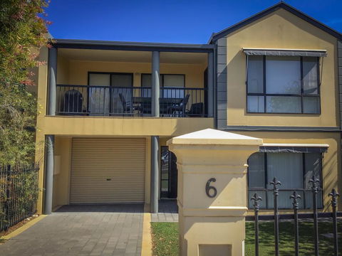 Endeavour 6 - Accommodation Mount Tamborine 1