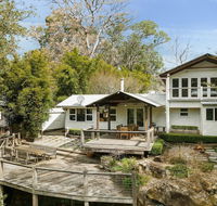 Equanimity - Beautiful character filled house - Accommodation Mount Tamborine