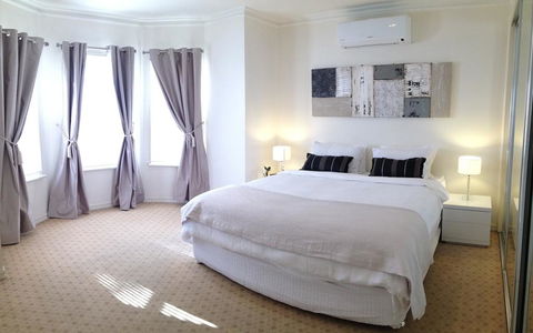 Essendon - Home Away From Home - Accommodation Mount Tamborine 3