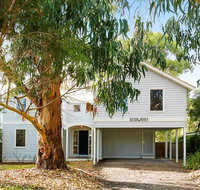 EVERGREEN BEACH HOUSE - Accommodation Mount Tamborine