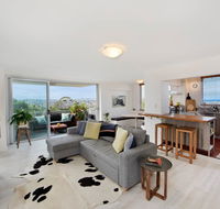 Experience Bondi Beach As Your Backdrop - Accommodation Mount Tamborine