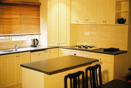 Eyre House - Accommodation Mount Tamborine 1
