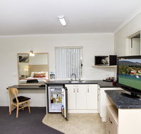 Fairway Motor Inn - Accommodation Mount Tamborine