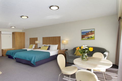 Fairway Motor Inn - Accommodation Mount Tamborine 3