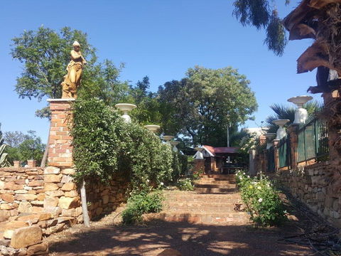 Faversham House - Accommodation Mount Tamborine 1