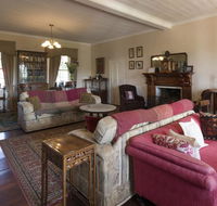 Faversham House - Accommodation Mount Tamborine