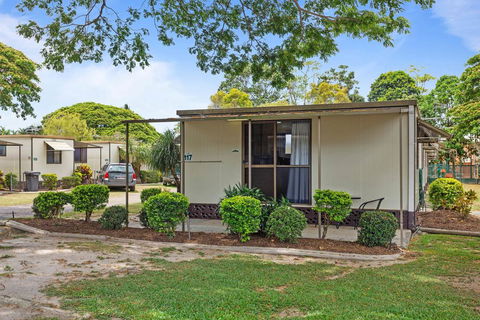 First City Caravilla - Accommodation Mount Tamborine 1