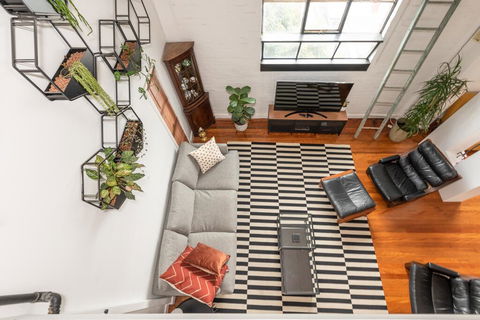 Fitzroy Converted Warehouse Penthouse - Accommodation Mount Tamborine 0