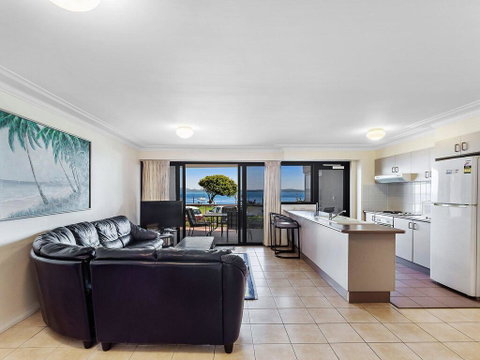Florentine, Unit 2/11 Columbia Close - Accommodation Mount Tamborine 3