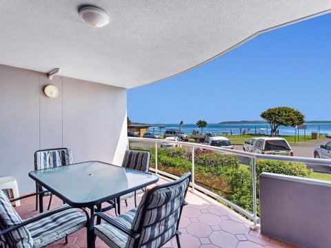 Florentine, Unit 2/11 Columbia Close - Accommodation Mount Tamborine 0
