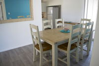 Book Lightning Ridge Accommodation Vacations Accommodation Mount Tamborine Accommodation Mount Tamborine