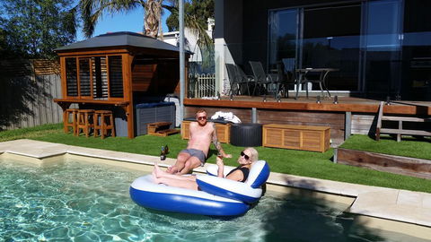 Frankston Hilltop Retreat - Accommodation Mount Tamborine 1