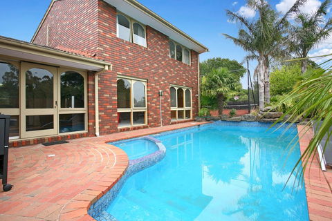 Frankston Unicare - Accommodation Mount Tamborine 0