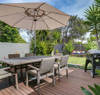 Front Beach Shack - renovated house in a quiet location - Accommodation Mount Tamborine