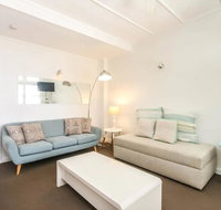 Funky 1 Bedroom Beach Pad by the Beach - Accommodation Mount Tamborine
