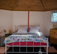 Funky Yurt on Acreage - Accommodation Mount Tamborine