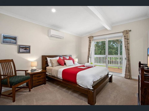 GALBRAITH BEACH STUDIO 3 - Accommodation Mount Tamborine 1