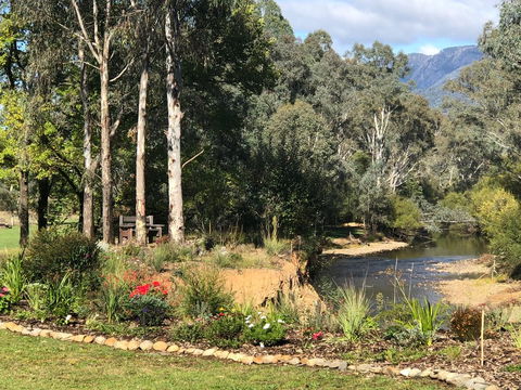 GGs By The River - Accommodation Mount Tamborine 2