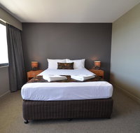 Gladstone Reef Hotel Motel - Accommodation Mount Tamborine