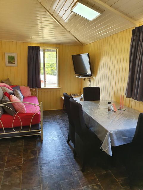 Golden Mt Rest Off Pepperina Lane - Accommodation Mount Tamborine 1