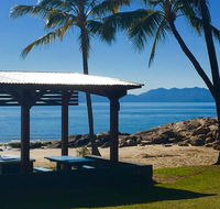 Golden Sands Beach House - Accommodation Mount Tamborine