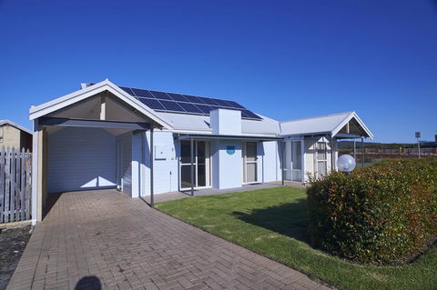 Golf And Beach Retreat - Accommodation Mount Tamborine 0