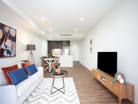 GOLF LOVERS RETREAT-Long/Short Term Lets AVL: L'Abode - Accommodation Mount Tamborine 1